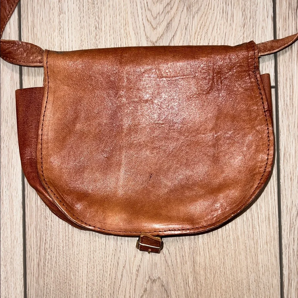 Vintage Circa 1990’s Brown Leather Crossbody Bag - Picture 3 of 16